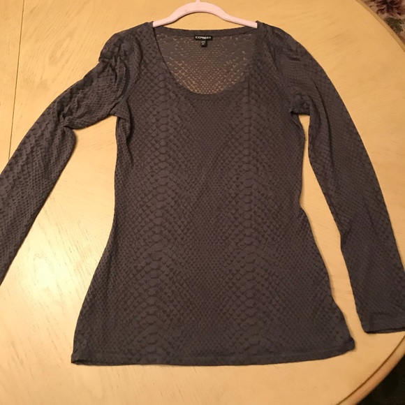 Top - Picture 2 of 5